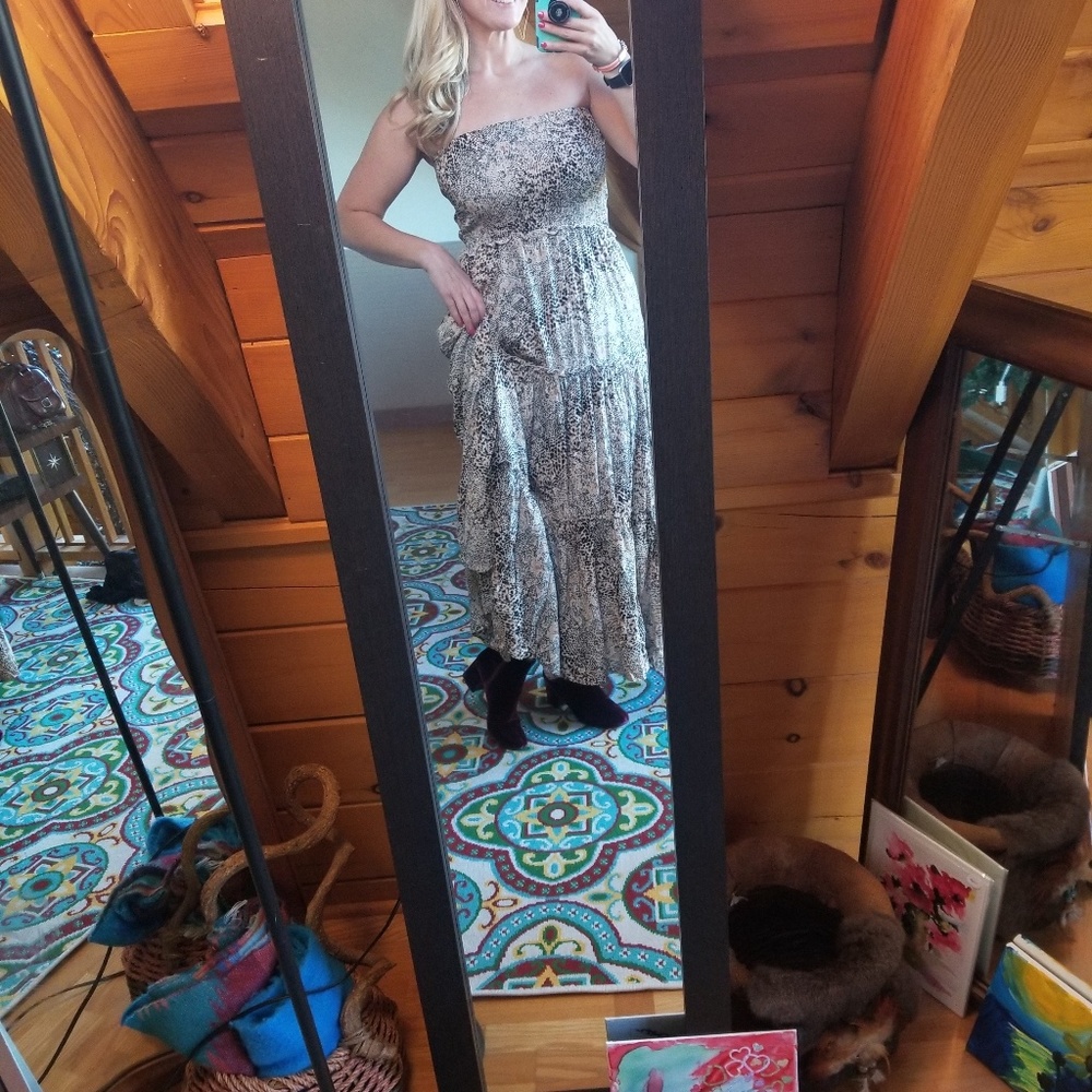 Leopard Print Sleeveless Maxi Dress